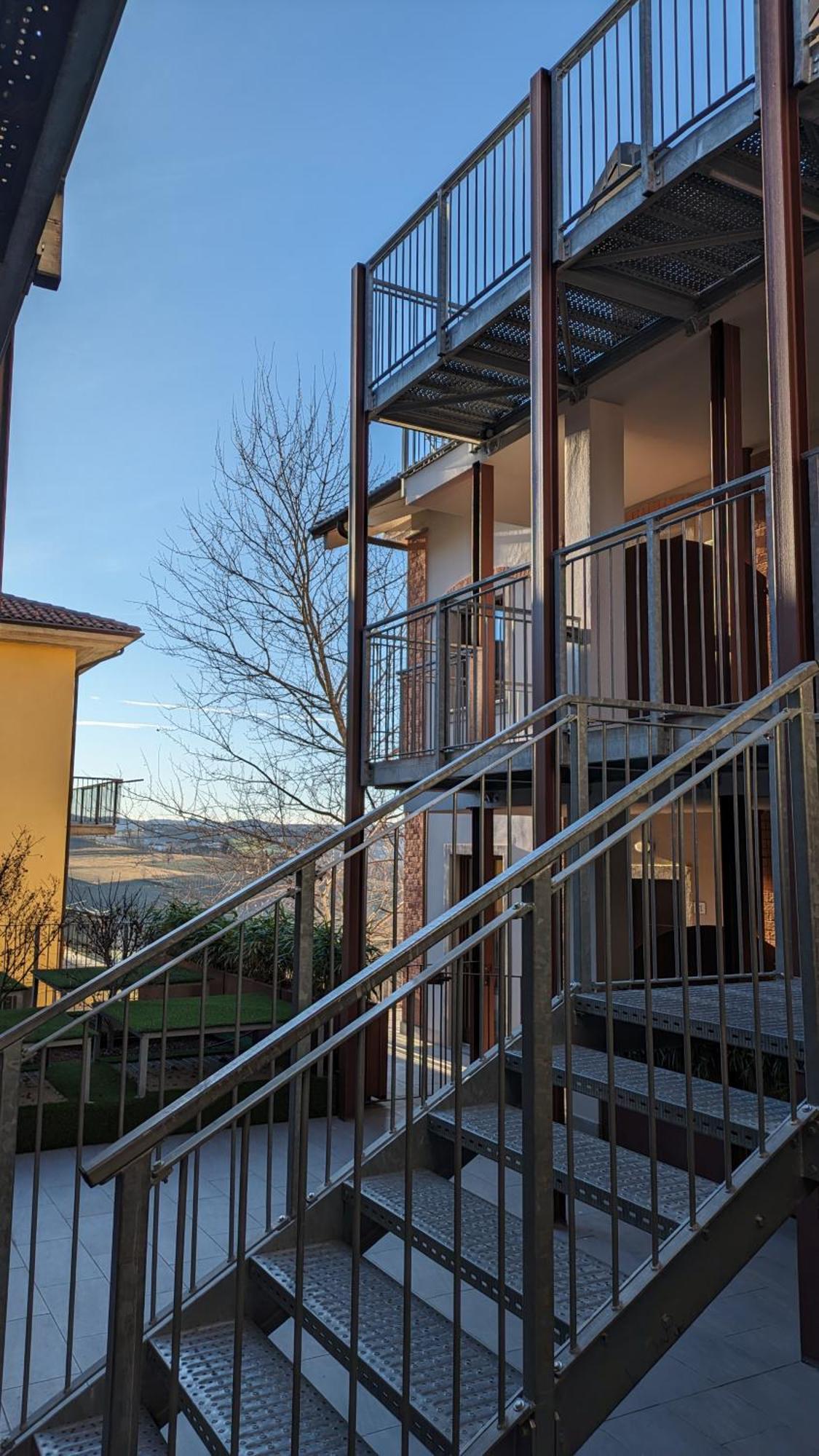 Готель Charming Barolo Wine Loft Монфорте-д'Альба Екстер'єр фото